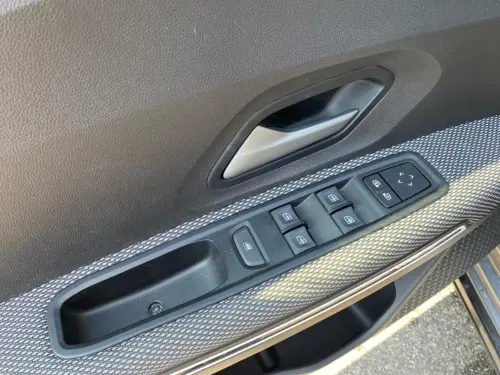 Dacia Jogger Hybrid 140 7 places Extreme - Photo 10