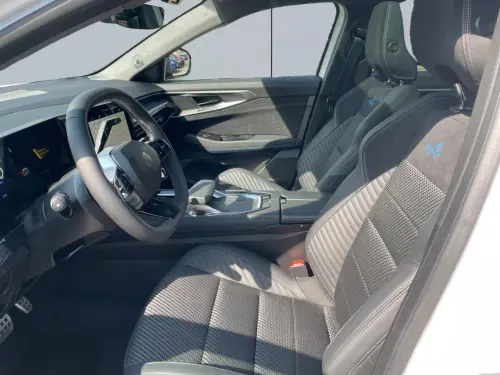 Renault Austral full hybrid E-Tech 200 ch Esprit Alpine - Photo 9