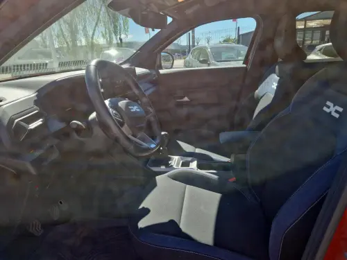 Dacia Duster ECO-G 100 Journey - Photo 9