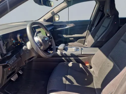 Renault Austral E-Tech hybrid 200 Techno esprit Alpine - Photo 9