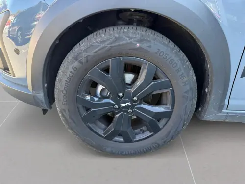 Dacia Jogger TCe 110 5 places Extreme + - Photo 8