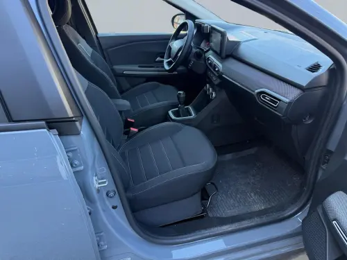 Dacia Jogger TCe 110 5 places Extreme + - Photo 16