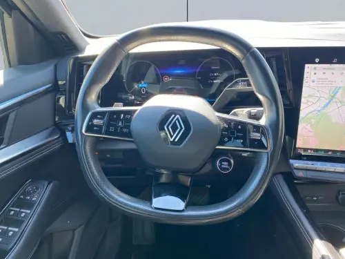 Renault Austral E-Tech hybrid 200 Iconic - Photo 12