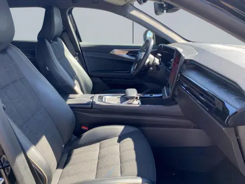 Renault Austral E-Tech hybrid 200 Iconic - Photo 16