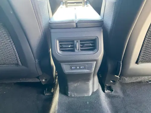 Renault Austral E-Tech hybrid 200 Iconic - Photo 17