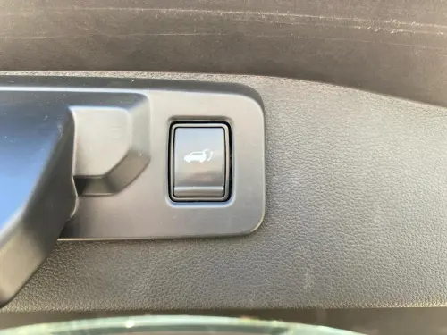 Renault Austral E-Tech hybrid 200 Iconic - Photo 19