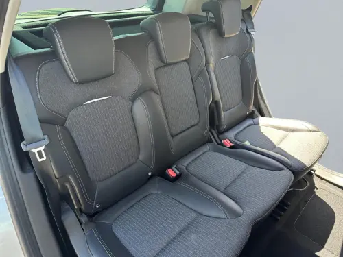 Renault Scenic Scenic TCe 140 Techno - Photo 17