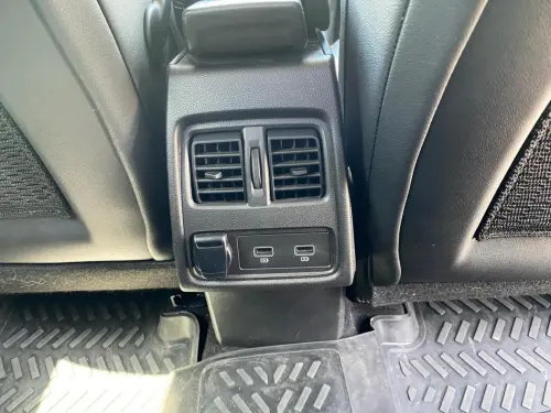 Renault Captur E-Tech Plug-in 160 Initiale Paris - Photo 17