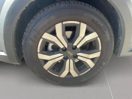 Dacia Jogger TCe 110 7 places Extreme + - Photo 8