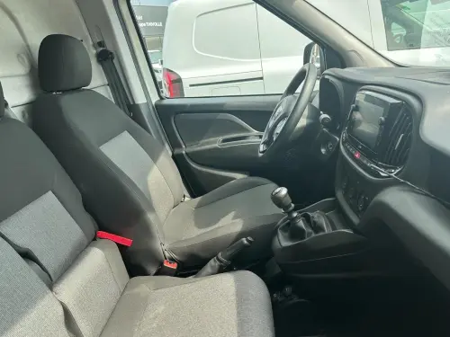Fiat Doblo FT 1.6 MULTIJET 105 PRO LOUNGE - Photo 3