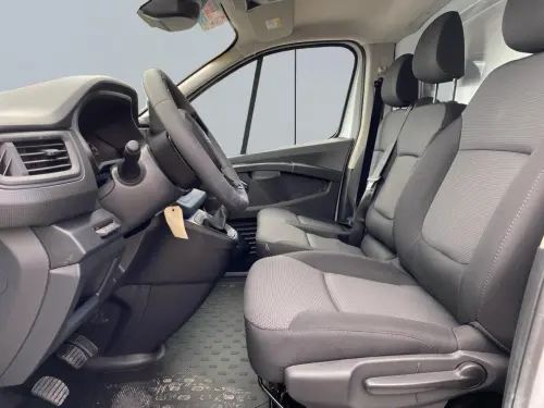 Renault Trafic TRAFIC FG BLUE DCI 130 L1H1 3T GSR2 ADVANCE - Photo 13