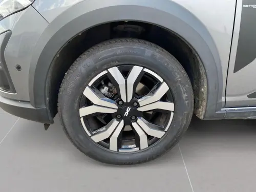 Dacia Jogger Hybrid 140 7 places Extreme - Photo 8