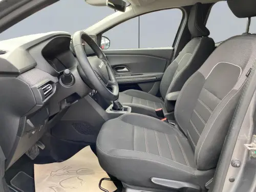 Dacia Jogger Hybrid 140 7 places Extreme - Photo 9