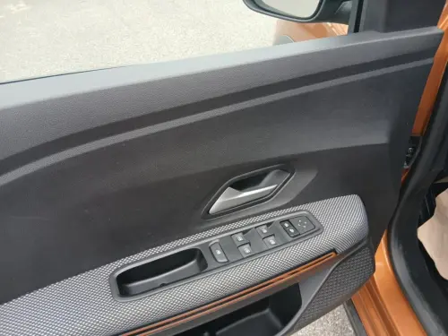 Dacia Sandero ECO-G 100 Stepway Expression - Photo 11