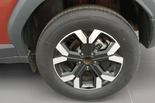 Dacia Duster Mild Hybrid 130 Extreme - Photo 8
