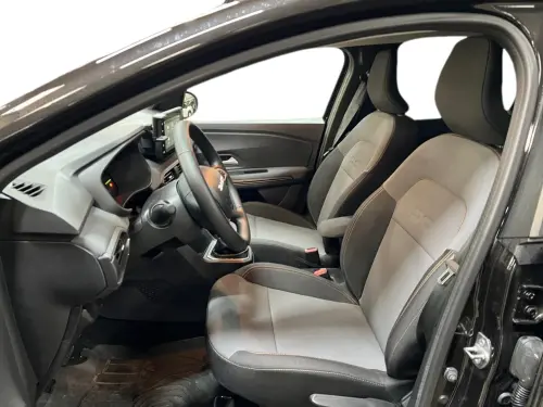 Dacia Jogger Hybrid 140 7 places GSR2 Extreme + - Photo 11