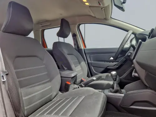 Dacia Duster TCe 130 FAP 4x2 Confort - Photo 16