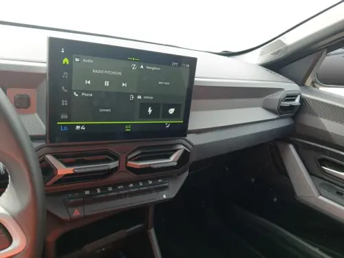 Dacia Duster Hybrid 155 Journey - Photo 12