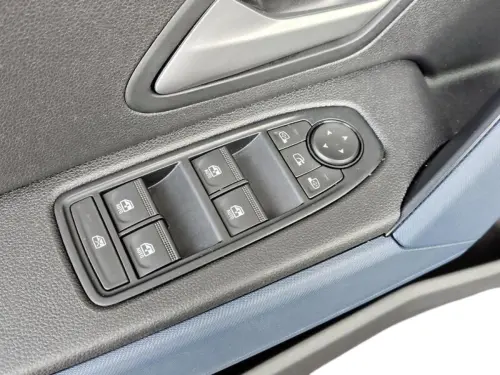 Dacia Duster Hybrid 140 Extreme - Photo 9
