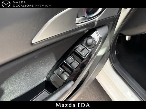 Mazda 3 2.0 SKYACTIV-G 120 Signature - Photo 9