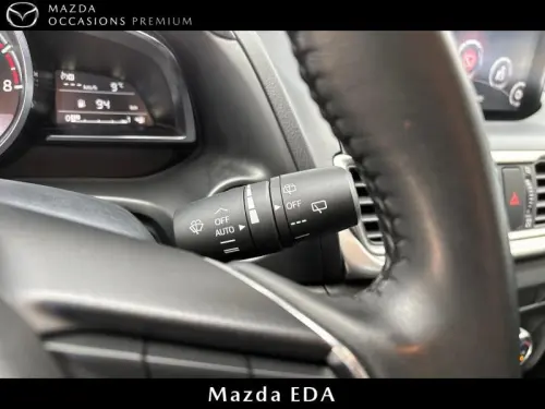 Mazda 3 2.0 SKYACTIV-G 120 Signature - Photo 12