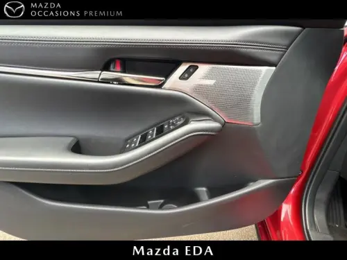 Mazda 3 2.0 e-SKYACTIV-X M-Hybrid 186ch Exclusive 2022 - Photo 11