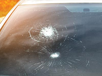 Pare-brise fissuré : réparation ou remplacement en Bourgogne Rhône-Alpes