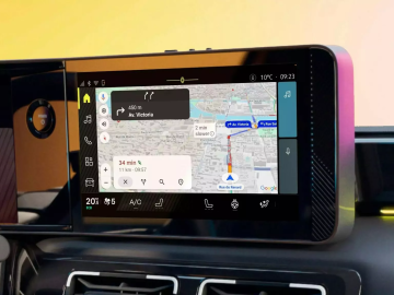 Google intégré en voiture : de nombreux avantages