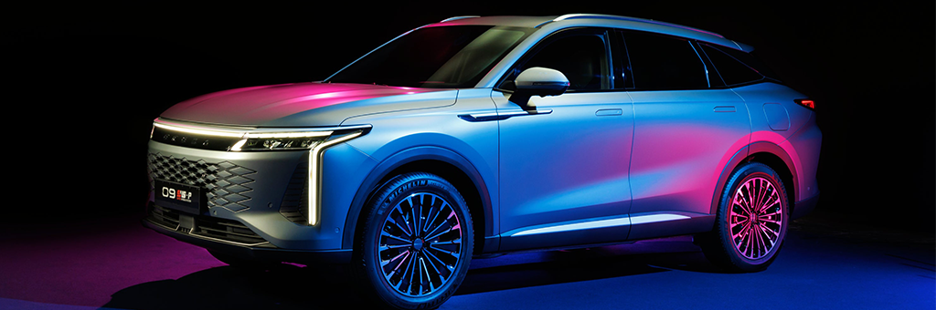 OMODA 9 : le SUV hybride premium désormais disponible proche de chez vous