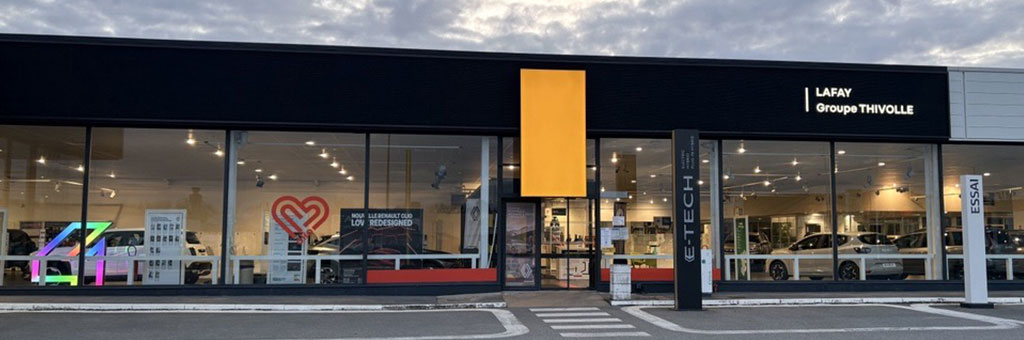 Nouvelle devanture Renault Roanne