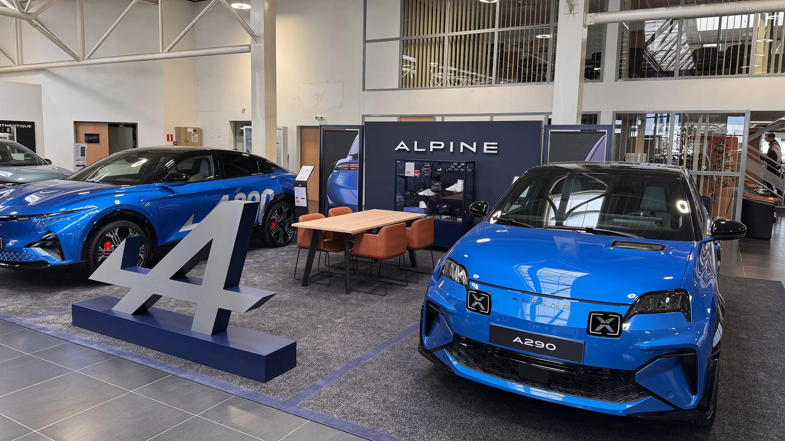 ALPINE CHALON