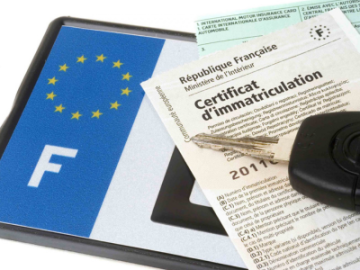 Carte grise en ligne : pourquoi acheter chez Autothivolle change tout