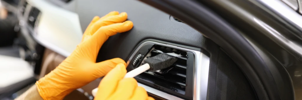 Recharge clim voiture : pourquoi, quand et combien ça coûte