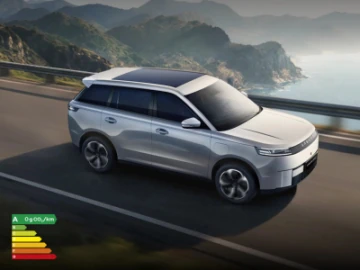 Le JAECOO 5 fait son entrée 100% électrique