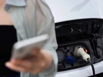 Voiture hybride d'occasion : quelle hybridation pour votre usage