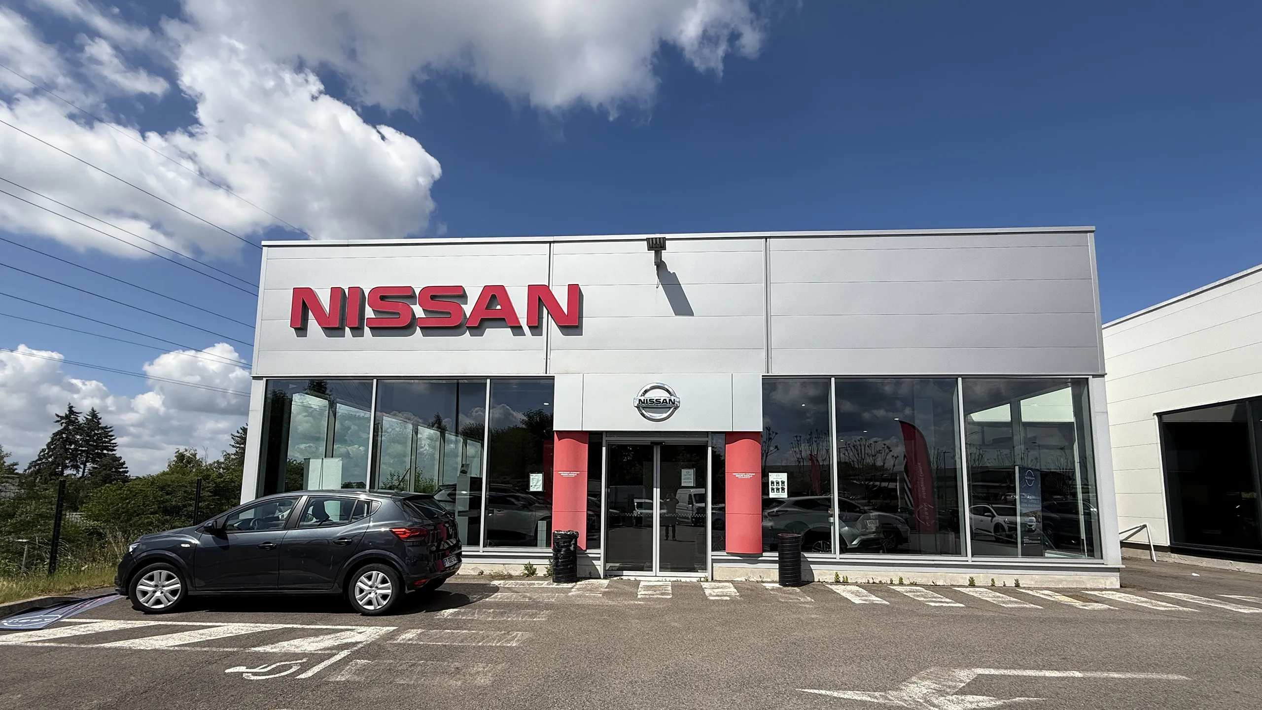 NISSAN LE CREUSOT
