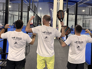 Une soirée conviviale pour les équipes de Villefranche chez All In Padel Villefranche