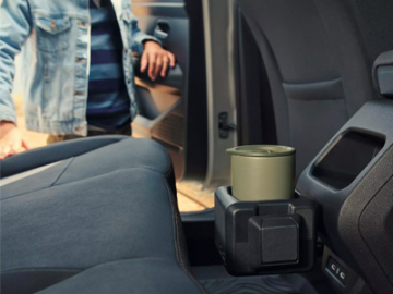 YouClip de Dacia : système malin pour personnaliser votre habitacle