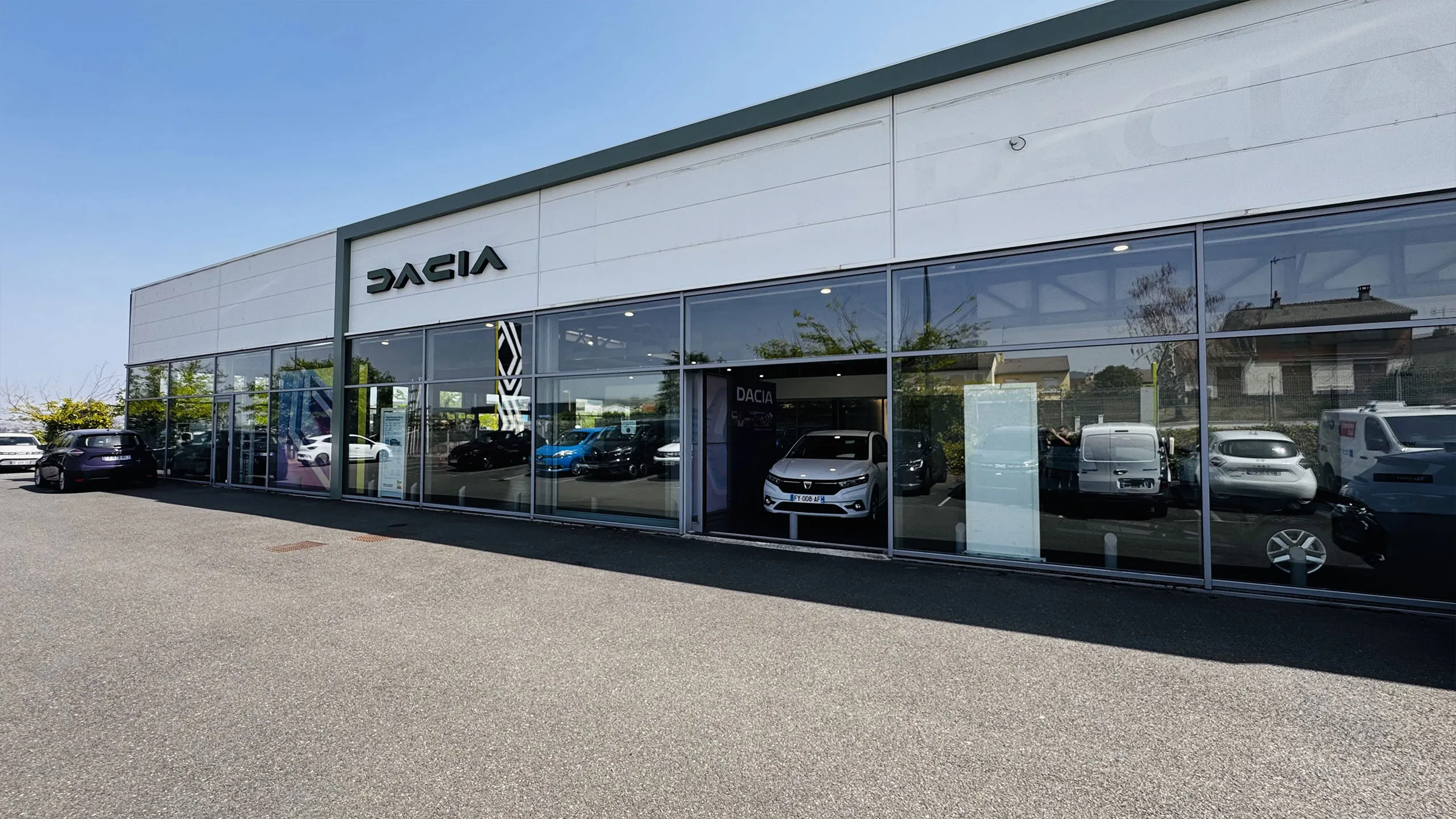DACIA SAINT CHAMOND