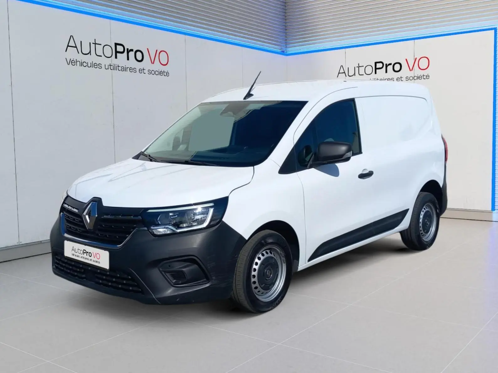 Renault Kangoo E-Tech - l'utilitaire familial