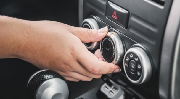 Comment entretenir votre climatisation automobile
                                                