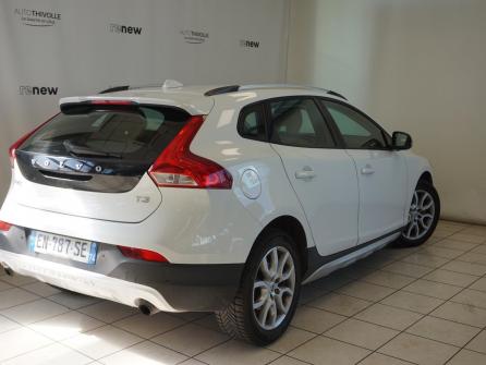 VOLVO V40 Cross Country V40 Cross Country T3 152 Geartronic 6 Cross Country Luxe à vendre à Villefranche-sur-Saône - Image n°2