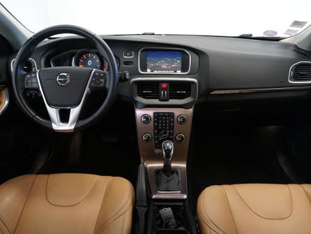 VOLVO V40 Cross Country V40 Cross Country T3 152 Geartronic 6 Cross Country Luxe à vendre à Villefranche-sur-Saône - Image n°3