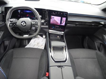 RENAULT Austral E-Tech hybrid 200 Iconic esprit Alpine à vendre à Villefranche sur Saône - Image n°6