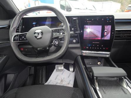 RENAULT Austral E-Tech hybrid 200 Iconic esprit Alpine à vendre à Villefranche sur Saône - Image n°7