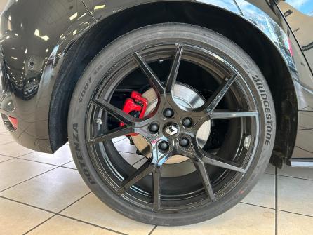 RENAULT Megane Megane IV Berline 300 EDC R.S. Ultime à vendre à Villefranche-sur-Saône - Image n°5