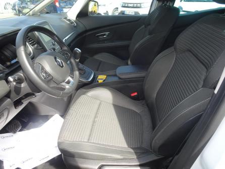 RENAULT Scenic Scenic Blue dCi 120 EDC Intens à vendre à Villefranche sur Saône - Image n°10