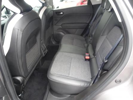 RENAULT Captur E-Tech full hybrid 145 Techno à vendre à Villefranche sur Saône - Image n°5