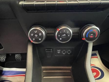 RENAULT Clio Clio TCe 90 Equilibre à vendre à Villefranche sur Saône - Image n°16