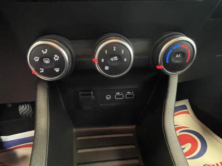 RENAULT Clio Clio TCe 90 Equilibre à vendre à Villefranche sur Saône - Image n°16
